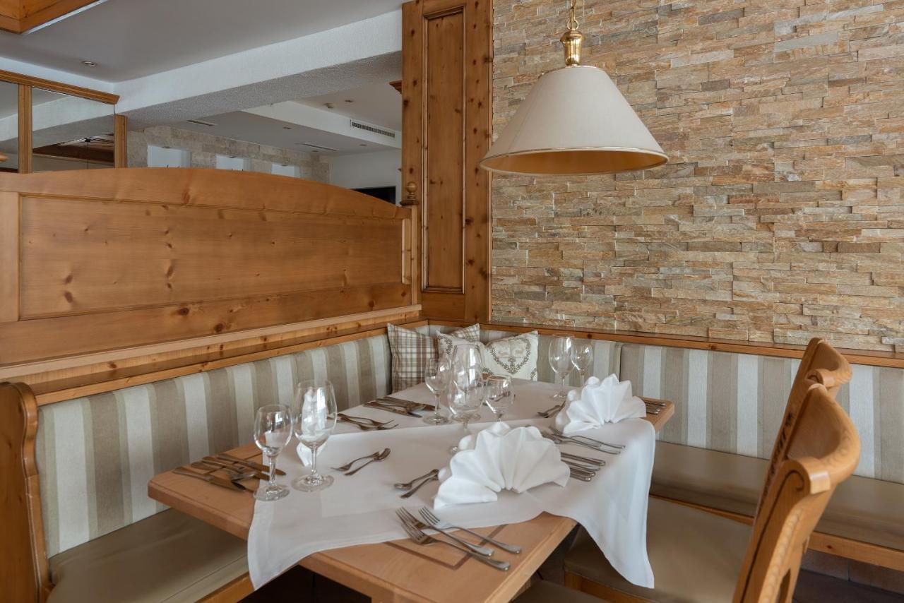 Hotel Central Seefeld in Tirol Eksteriør bilde