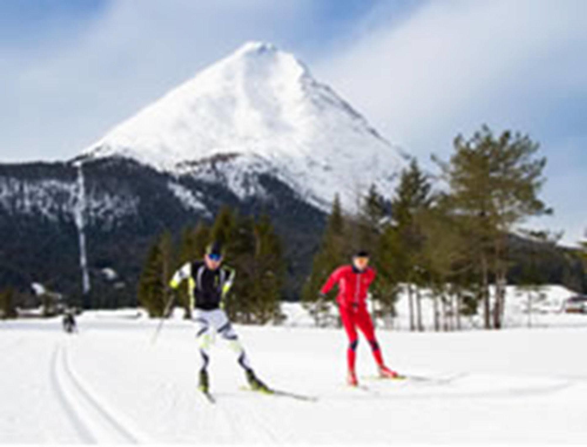 Hotel Central Seefeld in Tirol Eksteriør bilde